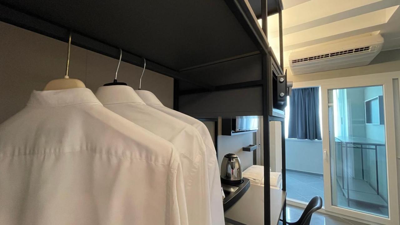 Hotel Tranquillo Uptown Lecce Esterno foto