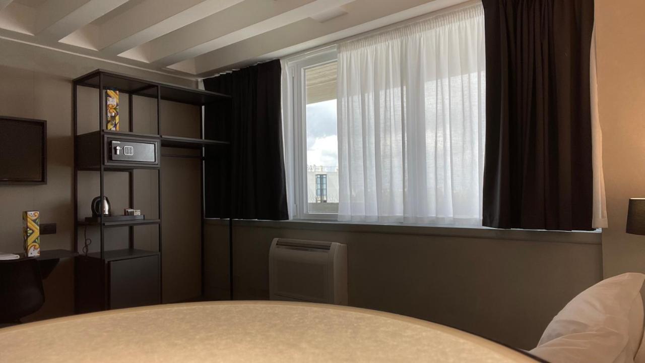 Hotel Tranquillo Uptown Lecce Esterno foto